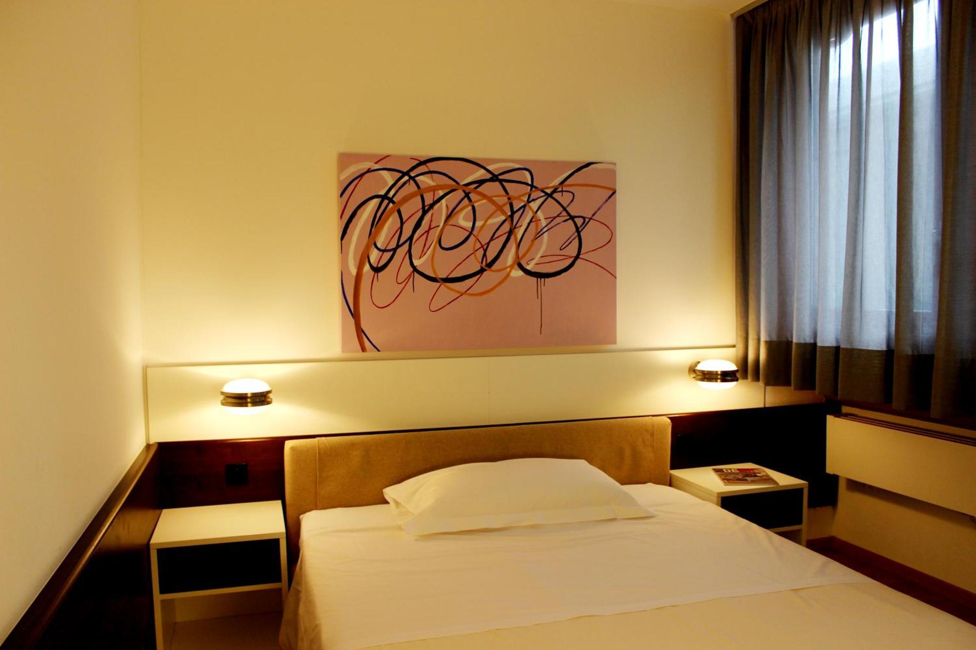 Hotel Garni Centro 키아쏘 외부 사진